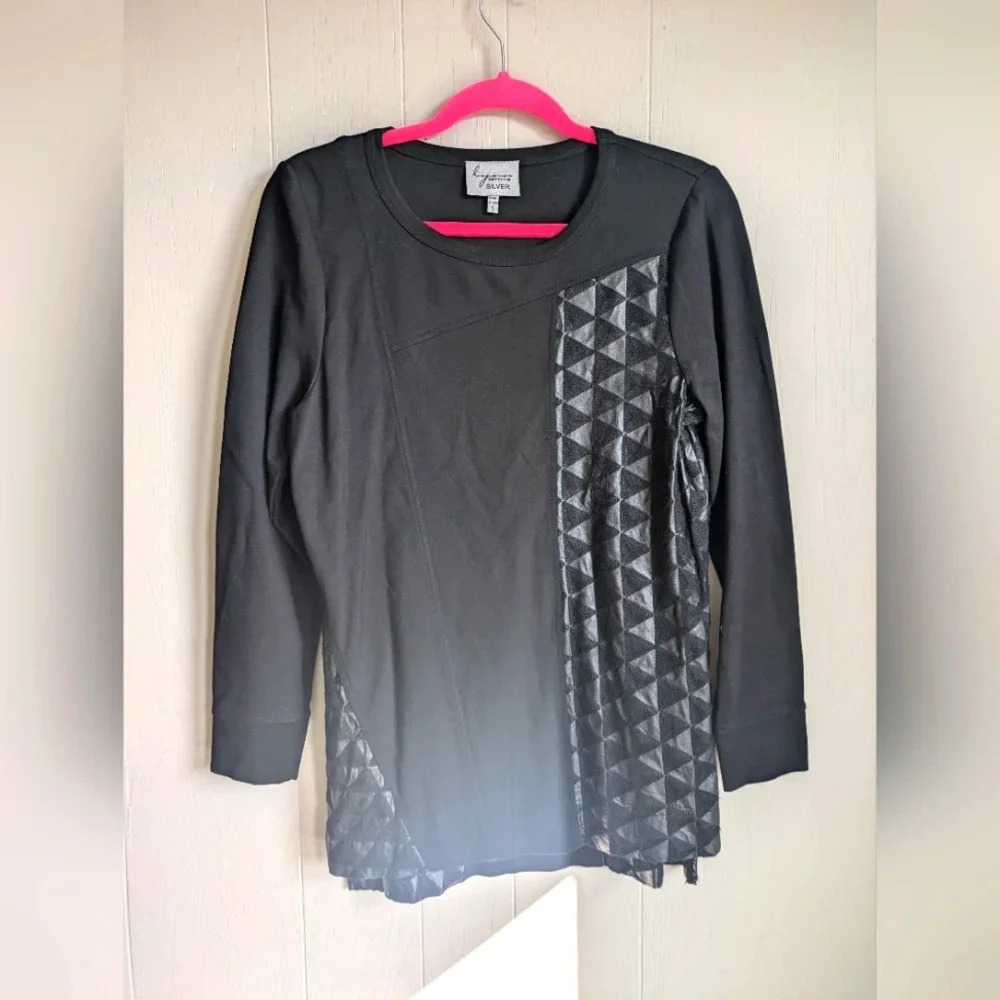 Lynn Ritchie Silver Black Tunic Top Faux Leather Geometric Triangle Small